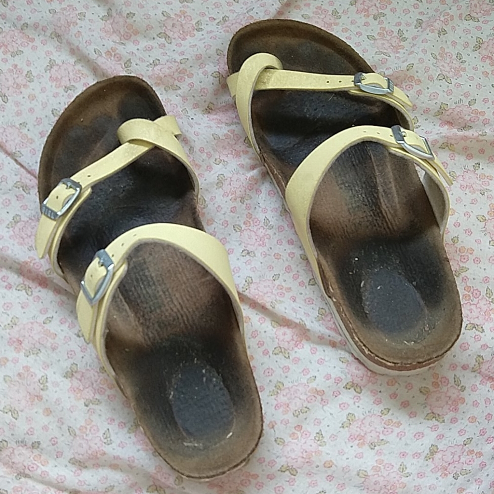 Birkenstock Yellow Mayari Vegan Sandals size 8